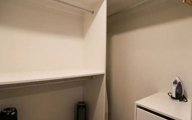 w Majestic 2BR w Balcony in Miraflores