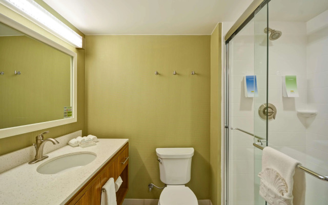 Home2 Suites by Hilton North Dallas Central Expy