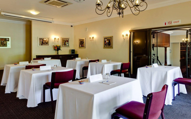 Protea Hotel by Marriott Franschhoek