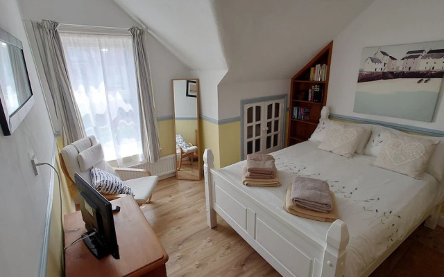 Gorgeous 4-bed House in Bexhill-on-sea, sea Views