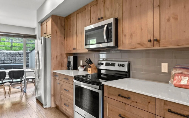 Echo Landing #31 by Bear Country