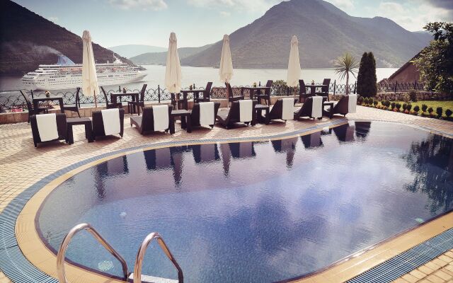 Hotel Per Astra