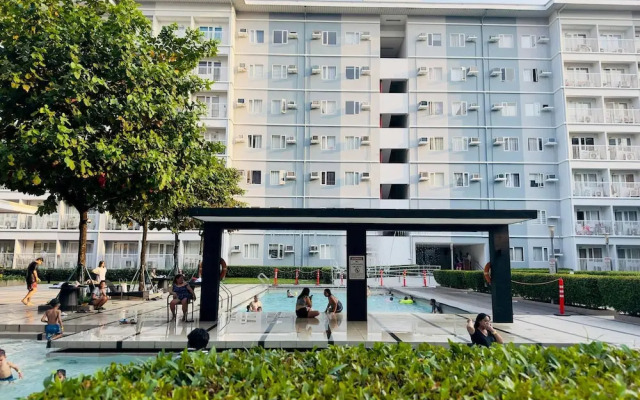Trees Residences by Jhoy