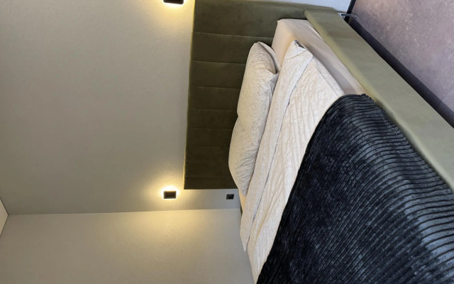 Redlake by RentalSPb