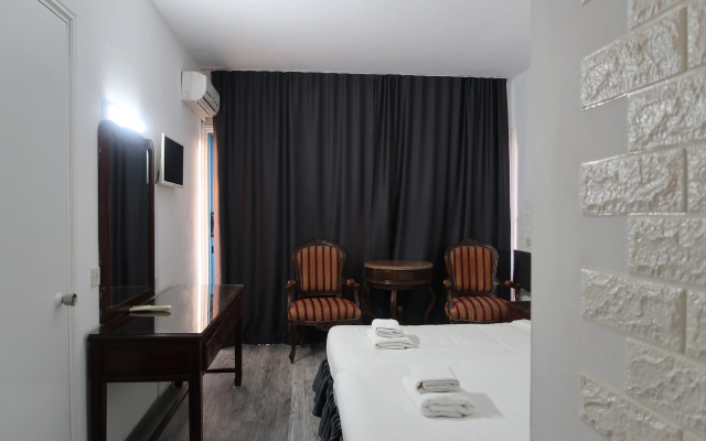 Paphiessa Hotel
