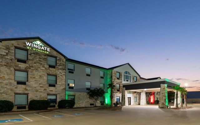 Wingate by Wyndham College Station South