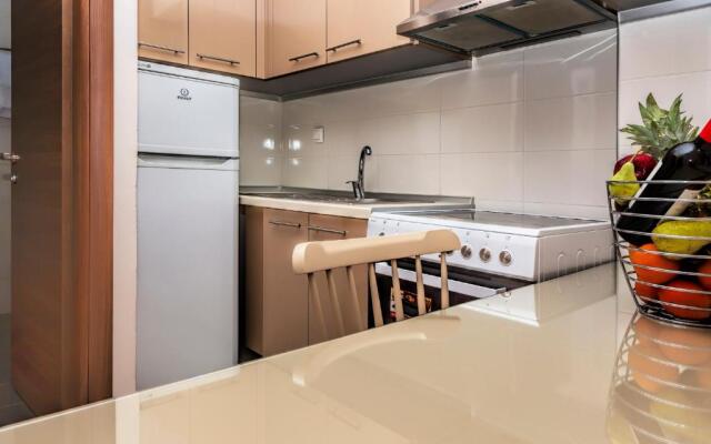 LE MONDE Apartments