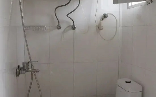 Guoke Lvren Youth Hostel