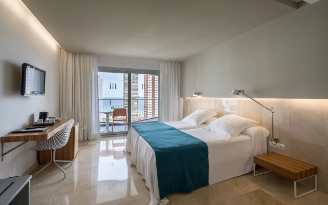 Belroy Hotel and Apartments