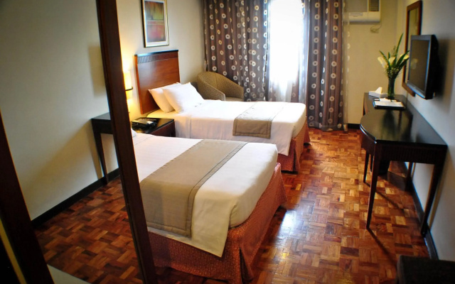 Fersal Hotel Neptune Makati
