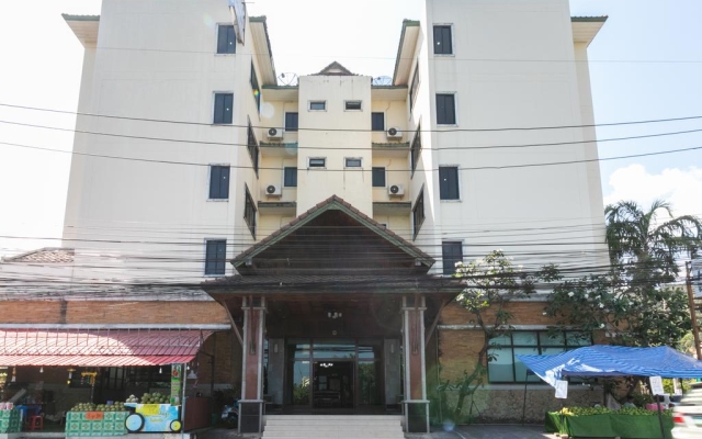 Onnicha Hotel