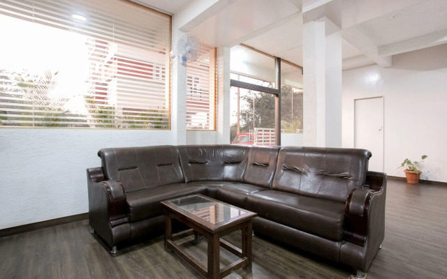 Airport AC Transit Stay By OYO Rooms