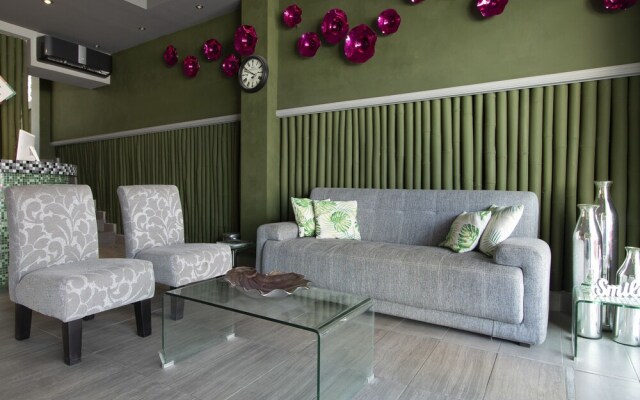 OYO Hotel Puerta De Jade