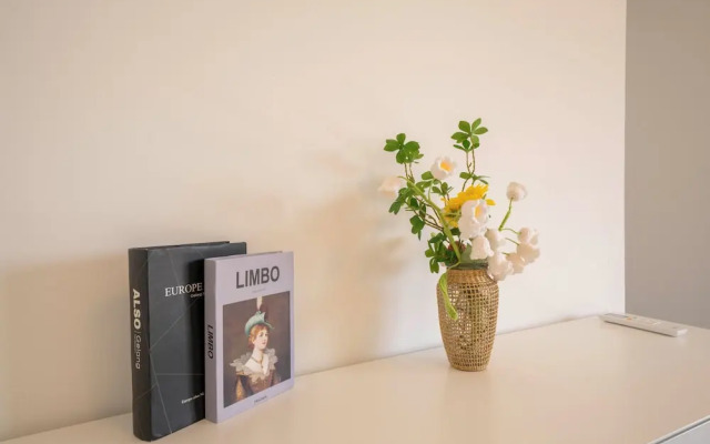 Tyms 3BR 2BA Apt Novel Garden Metro