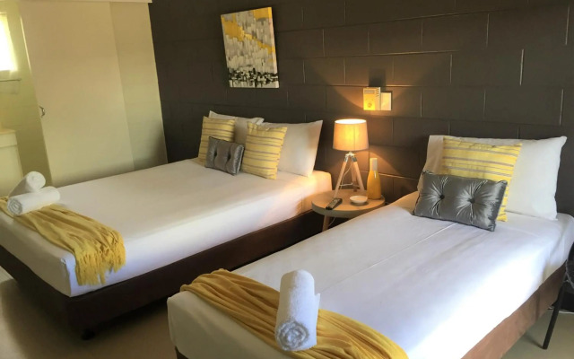 Cardwell at the Beach