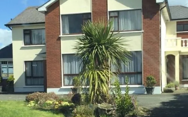 Tuskar House by the Sea