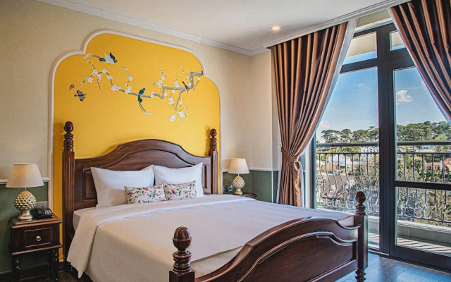 Charlie Mansion Dalat