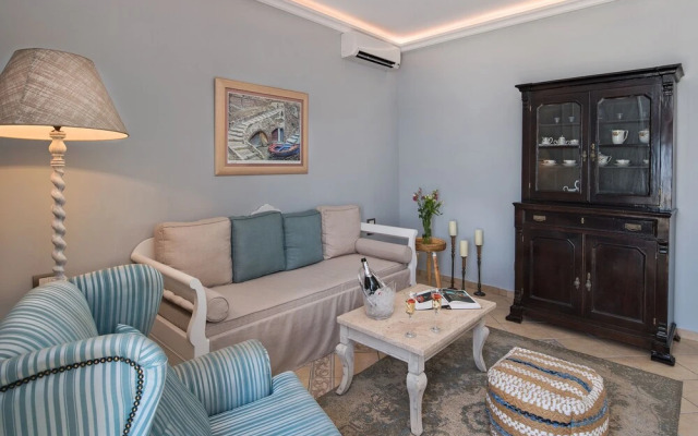 Captivating 2-bed Villa in Imerovigli, Santorini