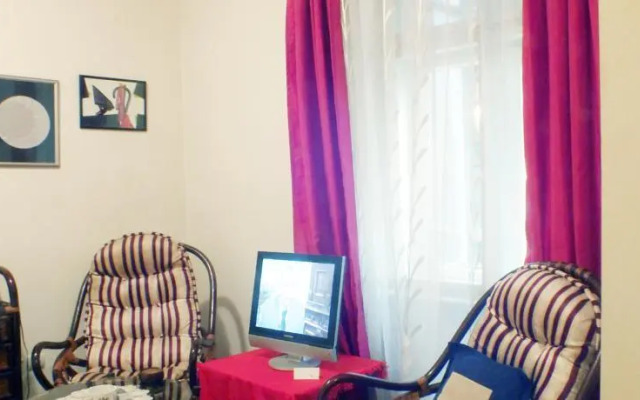 Apartment Miros Place