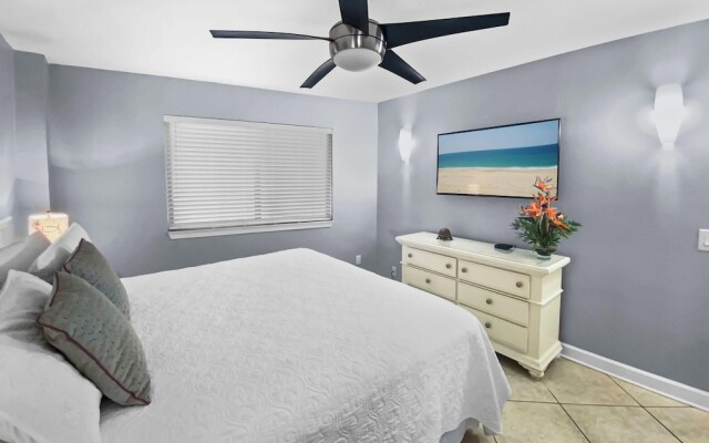 Mainsail Condominiums