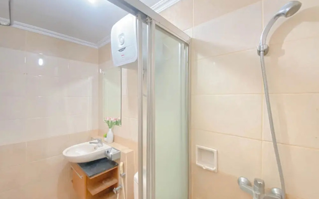 Elegant and Spacious 3BR at Grand Setiabudi Apartment