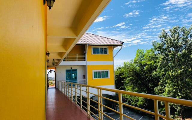 Baanlugchange Hotel