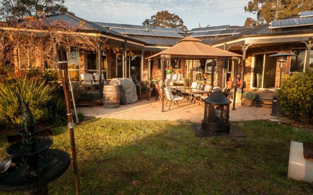 Fullcircle Farm Bed & Breakfast