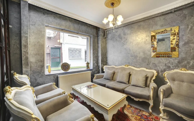 Pretty Sultanahmet Hotel