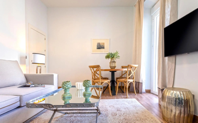Magnificent 2 BD apartment in the city center. Recaredo VI