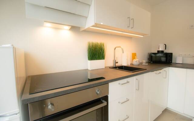Stylish & Modern Apartment