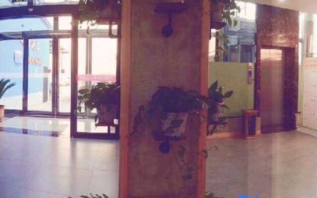 Wuyi Yujia Hotel