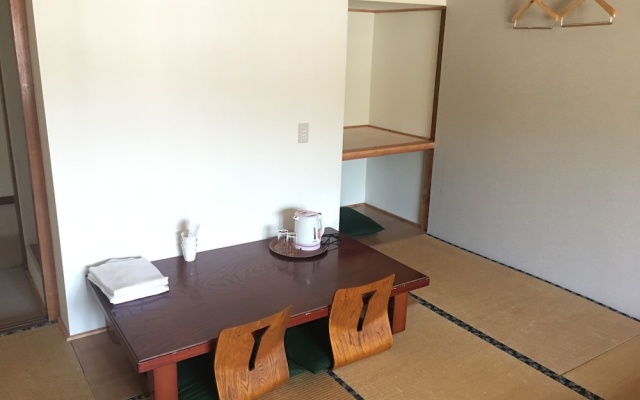 Fuji Showaen – Guest Rooms – Yamanakako