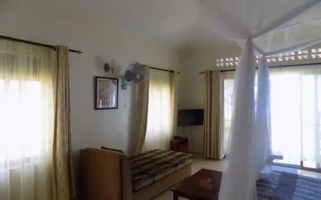 Mirembe Resort Beach Hotel