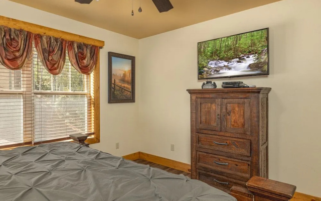 Splash Mansion - Four Bedroom Chalet