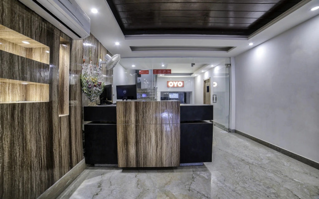 Crown Residency by OYO Rooms