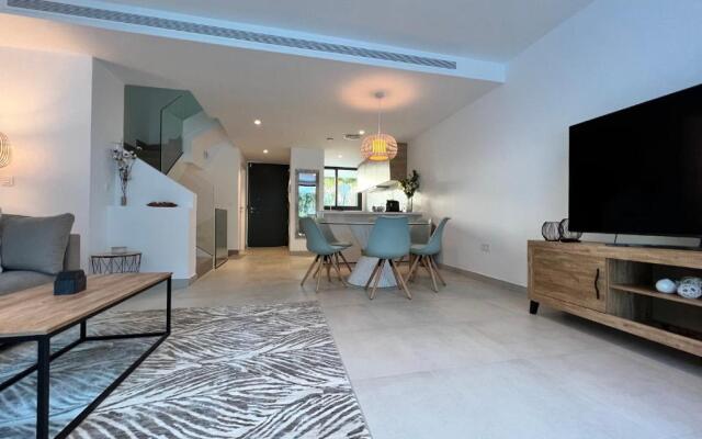 New 3 bed townhouse Estepona beachside