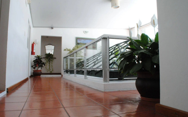 Hotel Romi
