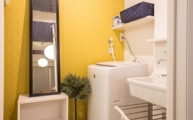 Life House Shinsaibashi Osaka Castle