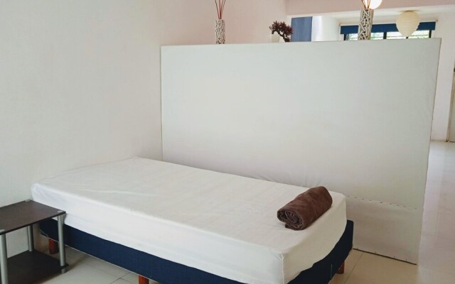 Spacious Studio for 2 or 3 People With Private Bathroom and air Conditioning - Hotel in 坎昆 - Photo 2