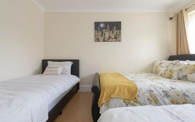 Oakwood at Steward Street