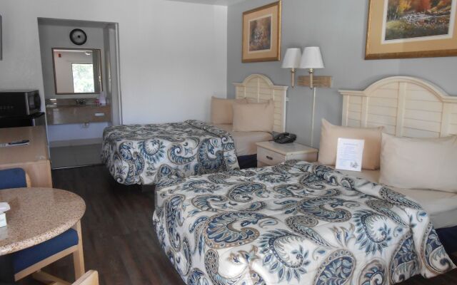 Executive Garden Titusville Hotel