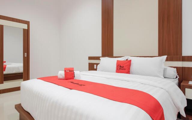 RedDoorz Premium @ Setiabudi Medan