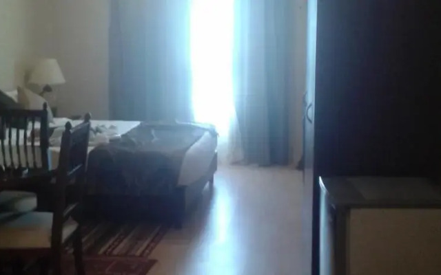 Marina Residence Studio with Pool & Garden View