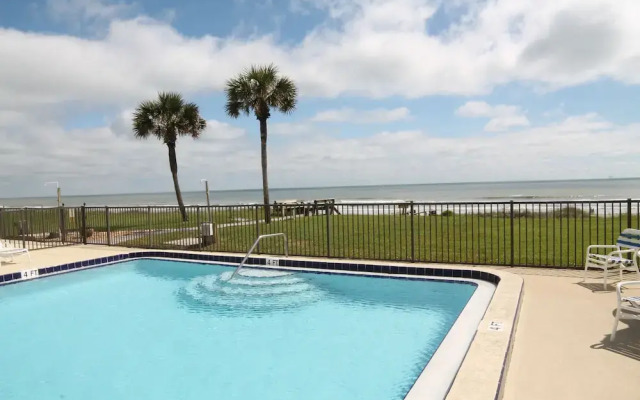 3 Bedroom Oceanfront Luxury Condo - Sand Dollar Iii, 404