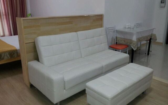 Le Jia Hotel
