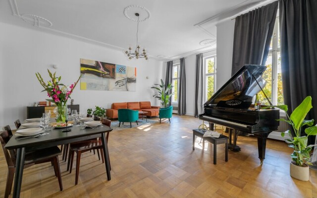 oompH Koszyki Luxurious Apartments