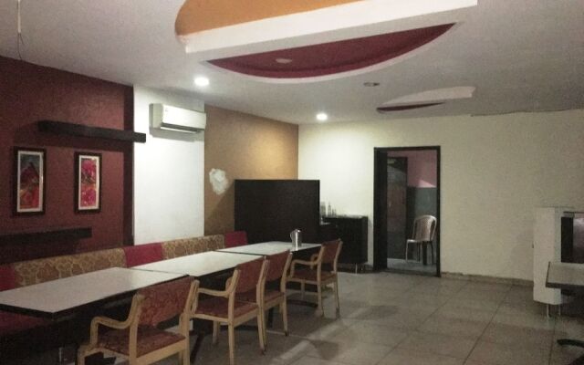 Hotel Maanpreet