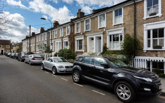 Veeve  3 Bed House On Avalon Road Fulham