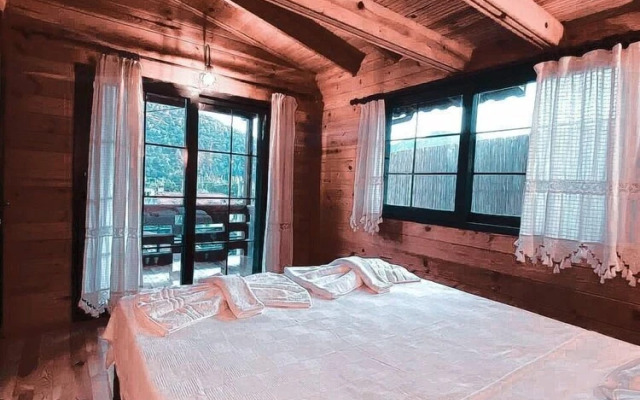 Kairos Pasa Bungalow