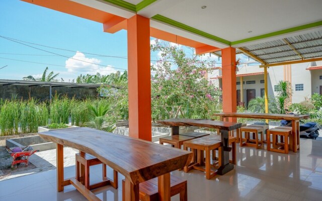 Tatura Village by RedDoorz